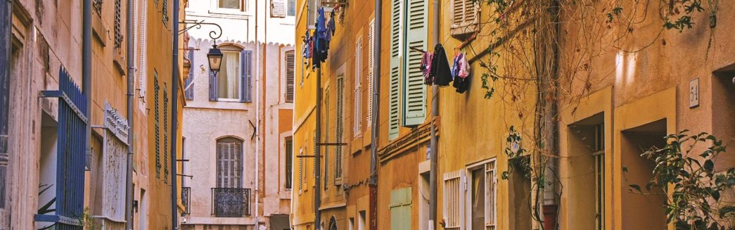 découvrez notre assurance habitation spécialement conçue pour les locataires modestes. protégez votre domicile et vos biens à un tarif abordable, tout en bénéficiant d'une couverture adaptée à vos besoins. ne laissez pas l'incertitude vous inquiéter, sécurisez votre logement aujourd'hui.
